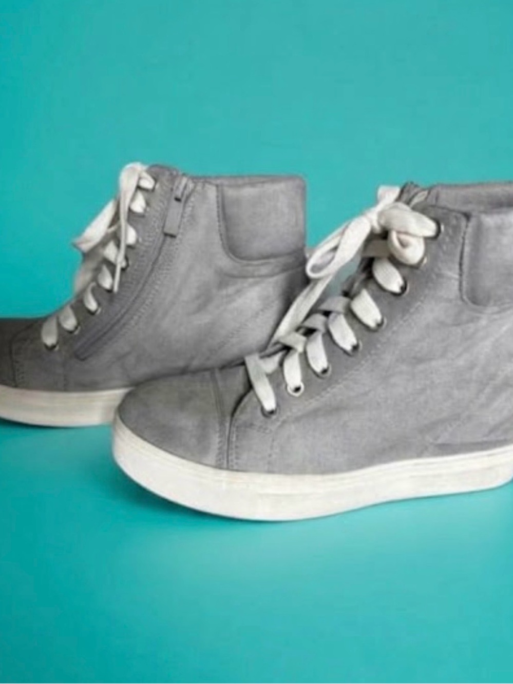 Women’s High-Top Casual Sneakers in Light Gray